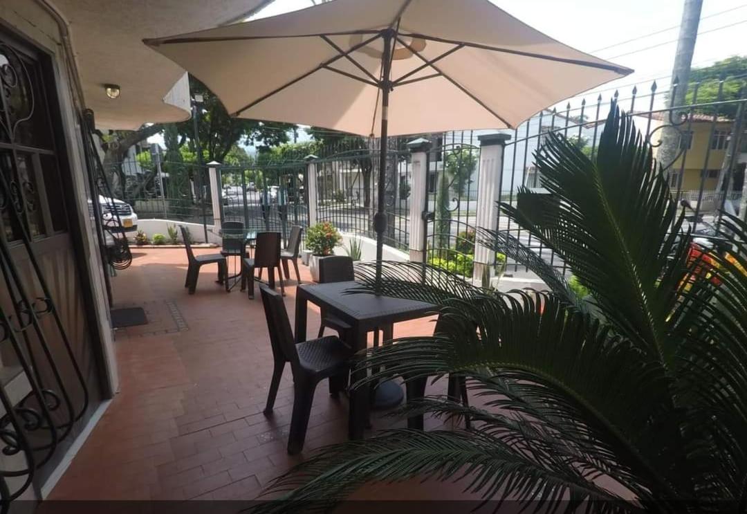 Casa Hotel Flor Del Valle Cali Εξωτερικό φωτογραφία